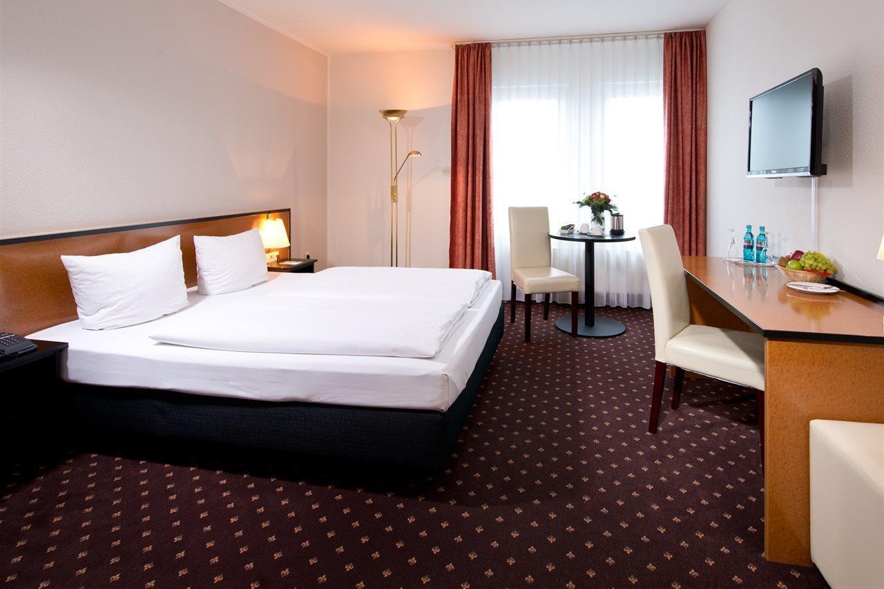 Achat Hotel Hockenheim Exterior foto