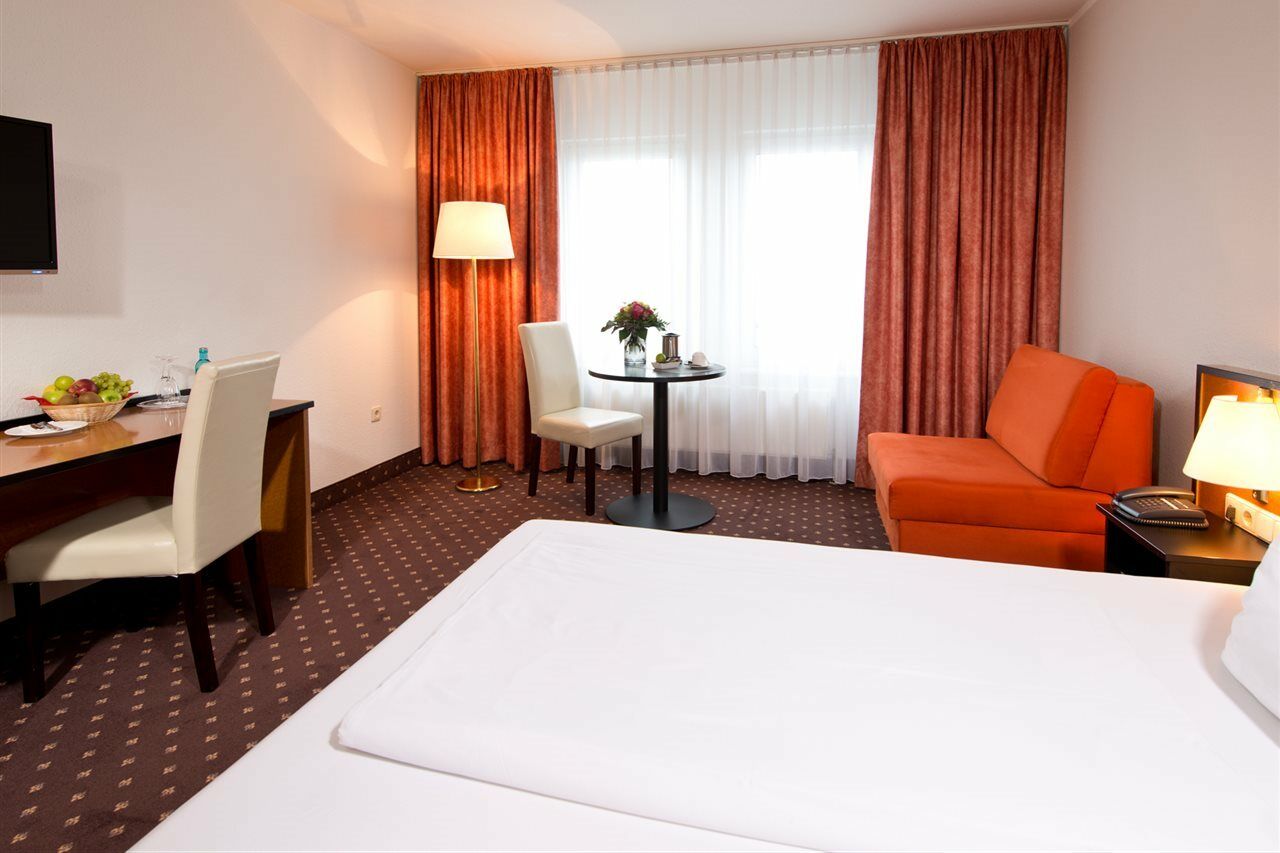 Achat Hotel Hockenheim Exterior foto